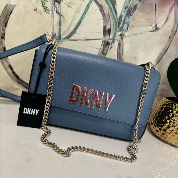 SOLD❤️🌷DKNY sina blue shoulder bag 💙 - Picture 5 of 15